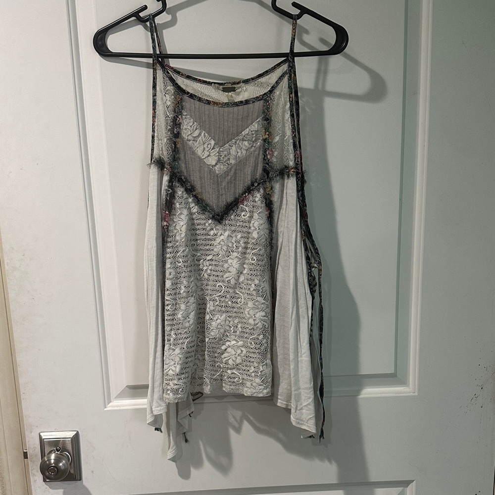 Elegant Lace Trimmed Women's Top